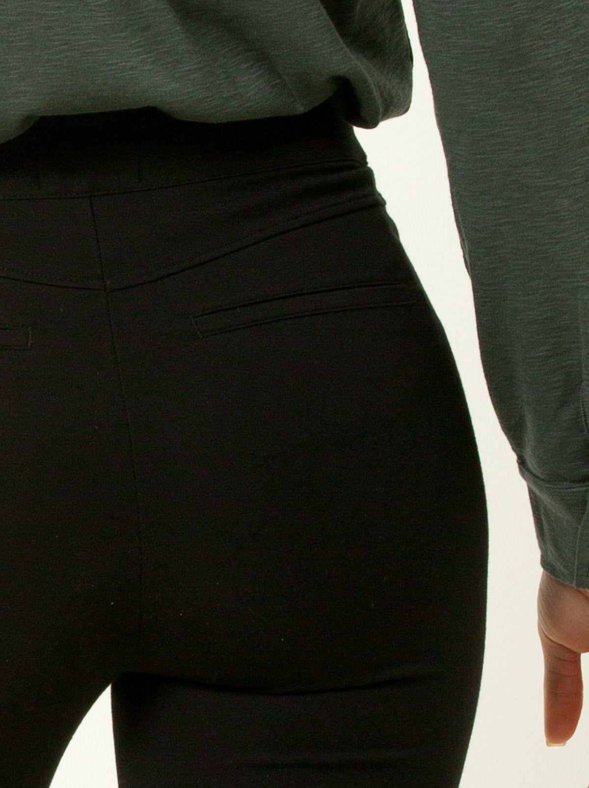 Shaping Cropped Kick Flare Pant