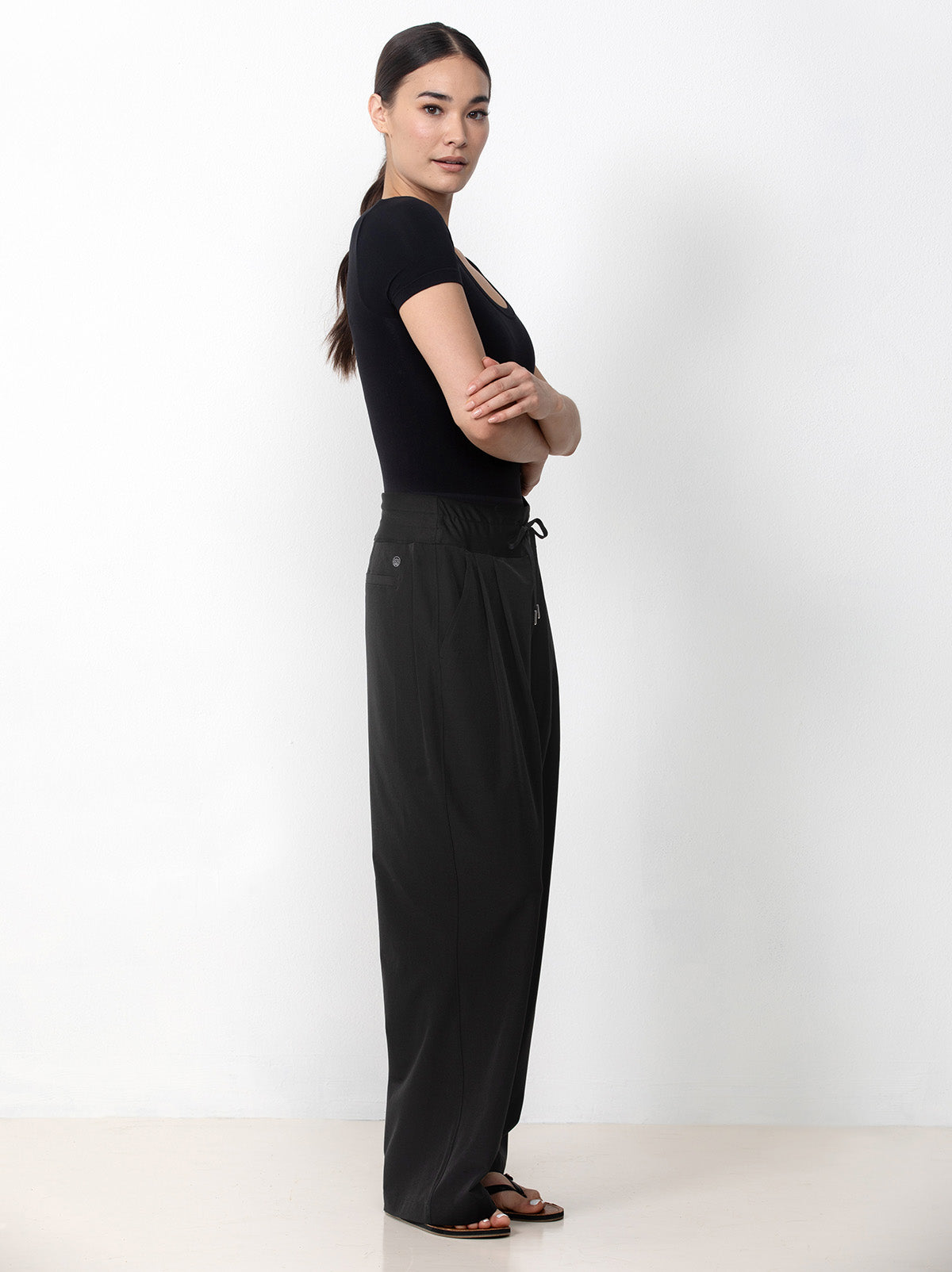 Everyday Wide Leg Pant